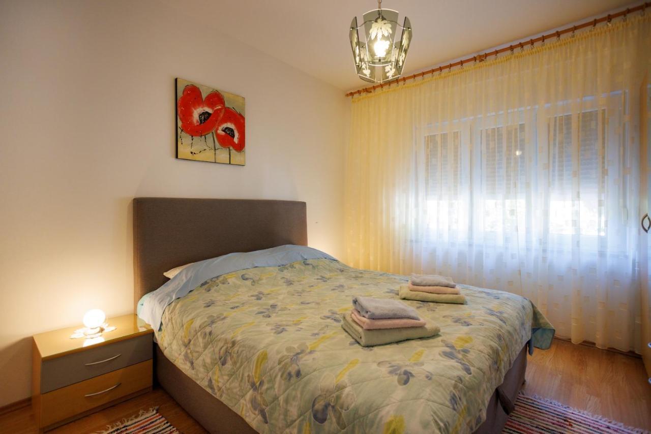 Apartment Studio Close To Sea Krk Town Exterior foto